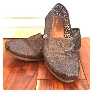 Hint of Sparkle Toms